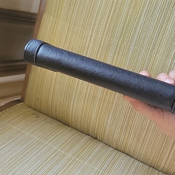 Ellen Tracy wallet. Perfect condition, new no tag. - Picture 6 of 7